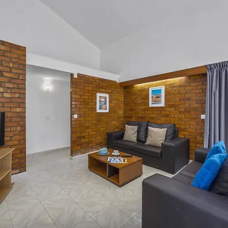 Buganvillea By فيلة *